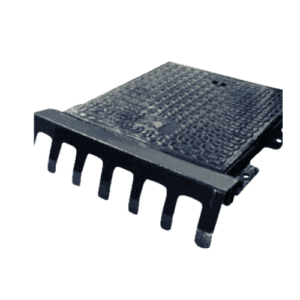 Avaloir avec plaque de recouvrement