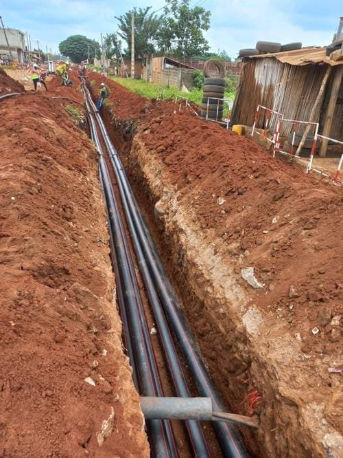 📸 Fourreaux PEHD – Infrastructures souterraines au Camerou
